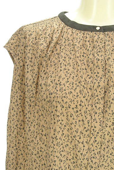 anySiS（エニィスィス）の古着「小花柄ノースリブラウス（ブラウス）」大画像４へ