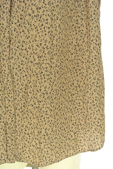 anySiS（エニィスィス）の古着「小花柄ノースリブラウス（ブラウス）」大画像５へ