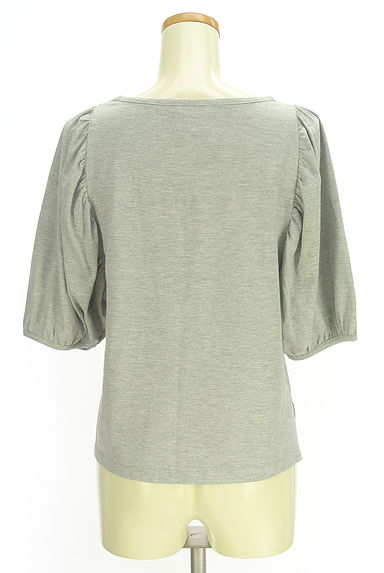 earth music&ecology（アースミュージック＆エコロジー）の古着「ボリュームパフスリーブカットソー（カットソー・プルオーバー）」大画像２へ