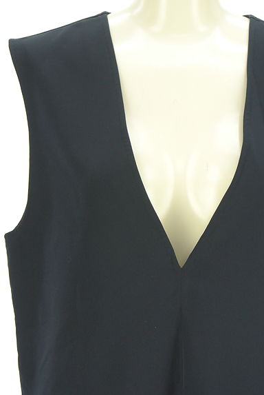 Stola.（ストラ）の古着「深Vネックベスト（ベスト・ジレ）」大画像４へ