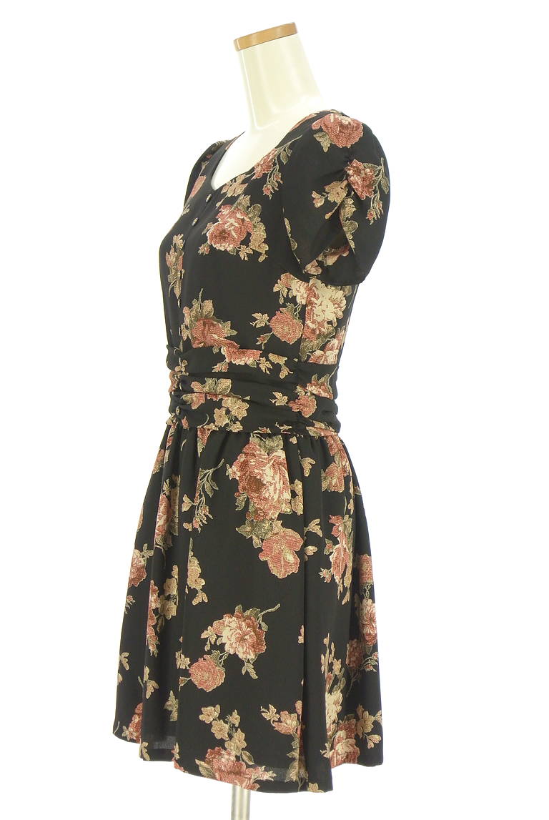 MISCH MASCH（ミッシュマッシュ）の古着「商品番号：PR10338569」-大画像3