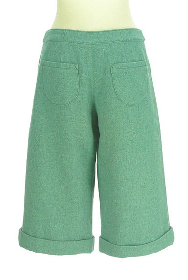 クリックで大画像表示 Jocomomola(ホコモモラ)の古着「ウールバミューダパンツ(ショートパンツ・ハーフパンツ)」大画像2へ