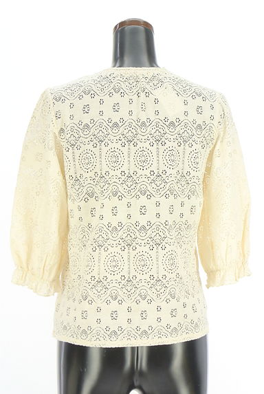 クリックで大画像表示 Samansa Mos2(サマンサモスモス)の古着「ehka sopo ボリューム袖総レースブラウス(ブラウス)」大画像2へ