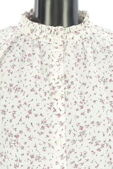 earth music&ecology（アースミュージック＆エコロジー）の古着「フリルネック小花柄ブラウス（ブラウス）」大画像４へ