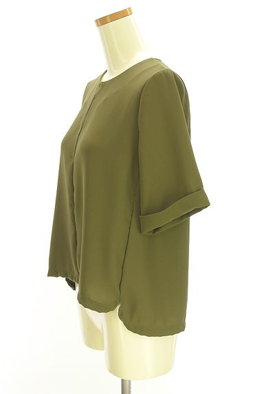 クリックで大画像表示 green label relaxing(グリーンレーベル リラクシング)の古着「ロールアップスリーブブラウス(カットソー・プルオーバー)」大画像3へ