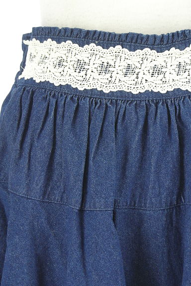 axes femme（アクシーズファム）の古着「レース入りイレギュラーヘムデニムスカート（スカート）」大画像４へ