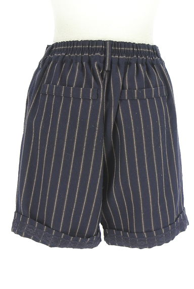 axes femme（アクシーズファム）の古着「マルチストライプ柄ショートパンツ（デニムパンツ）」大画像２へ