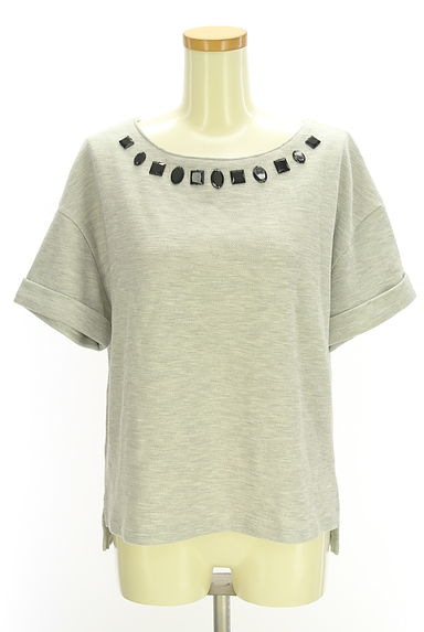 INDIVI（インディヴィ）の古着「ビジュー付きカットソー（ニット）」大画像１へ