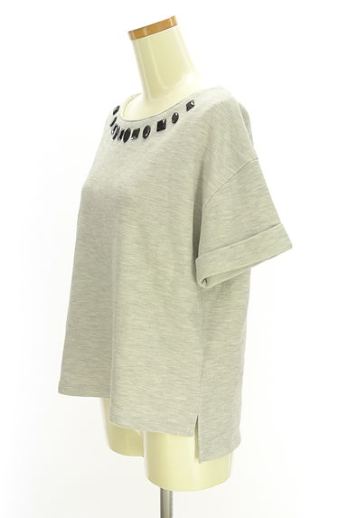 INDIVI（インディヴィ）の古着「ビジュー付きカットソー（ニット）」大画像３へ