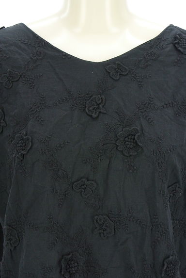 クリックで大画像表示 studio CLIP(スタディオクリップ)の古着「花柄カットワークレース切替カットソー(カットソー・プルオーバー)」大画像4へ