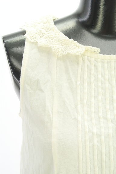 Samansa Mos2（サマンサモスモス）の古着「カットワークレース襟タンクトップ（カットソー・プルオーバー）」大画像４へ