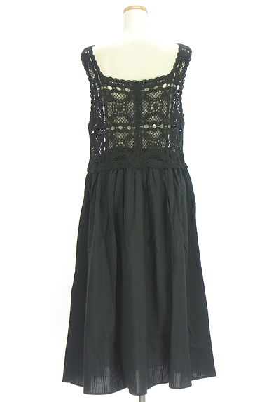 Samansa Mos2（サマンサモスモス）の古着「クロシェ編みロングフレアワンピース（キャミワンピース）」大画像２へ