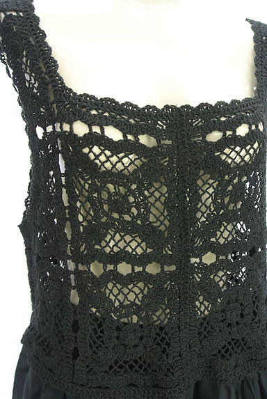 Samansa Mos2（サマンサモスモス）の古着「クロシェ編みロングフレアワンピース（キャミワンピース）」大画像４へ