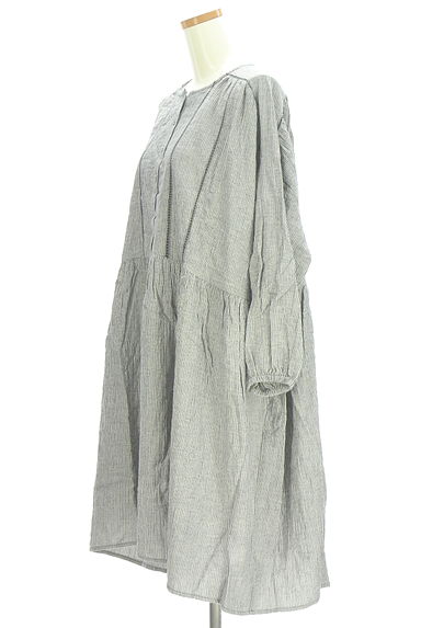 Samansa Mos2（サマンサモスモス）の古着「膝丈ストライプワンピース（ワンピース・チュニック）」大画像３へ