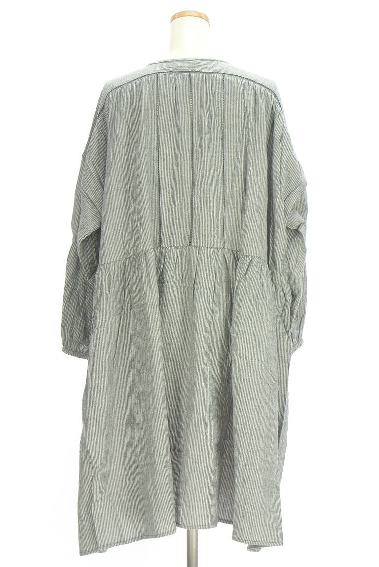 Samansa Mos2（サマンサモスモス）の古着「商品番号：PR10338767」-大画像2