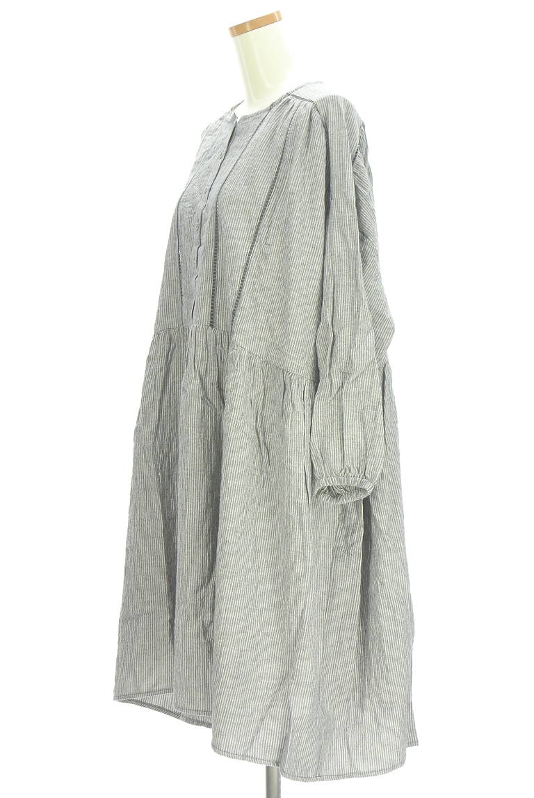 Samansa Mos2（サマンサモスモス）の古着「商品番号：PR10338767」-大画像3