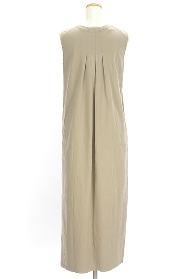 MAYSON GREY（メイソングレイ）の古着「バックタックロングワンピース（ワンピース・チュニック）」大画像２へ