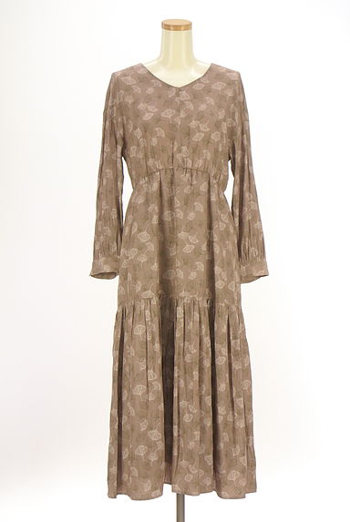 Vin（ヴァン）の古着「イチョウ柄ロングフレアワンピース（ワンピース・チュニック）」大画像１へ