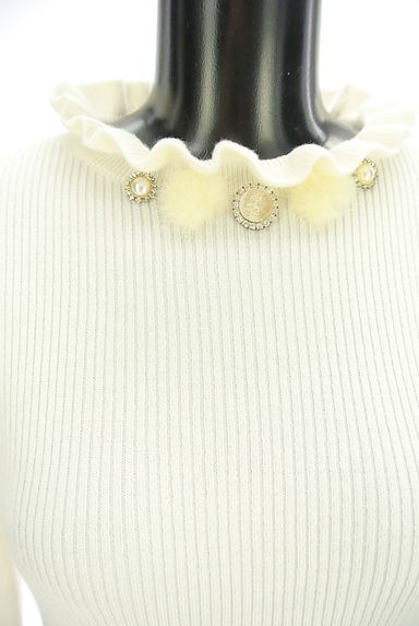 axes femme（アクシーズファム）の古着「パール＆ポンポンファー付きリブニットトップス（ニット）」大画像４へ
