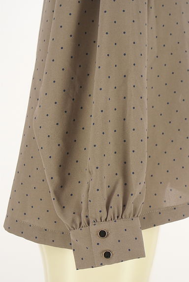 クリックで大画像表示 axes femme(アクシーズファム)の古着「オープンカラードットブラウス(ブラウス)」大画像5へ