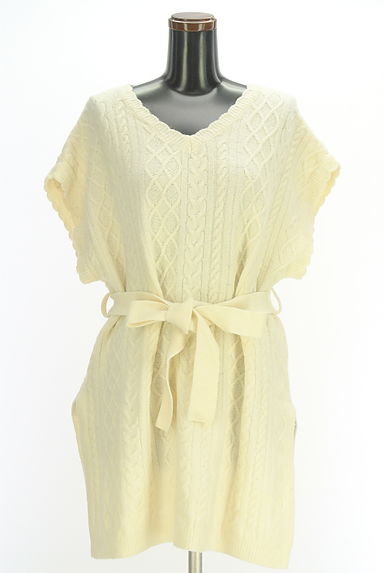 axes femme（アクシーズファム）の古着「ベルト付きケーブル編みニットベスト（ニット）」大画像１へ