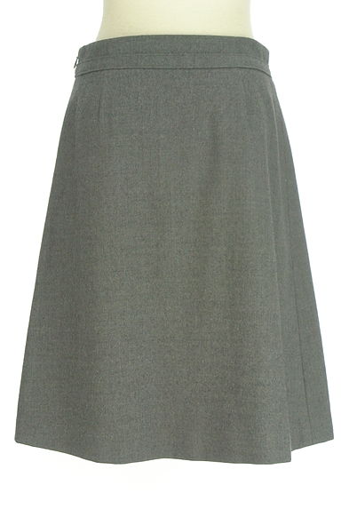 HUMAN WOMAN（ヒューマンウーマン）の古着「ミディ丈タックフレアスカート（スカート）」大画像２へ