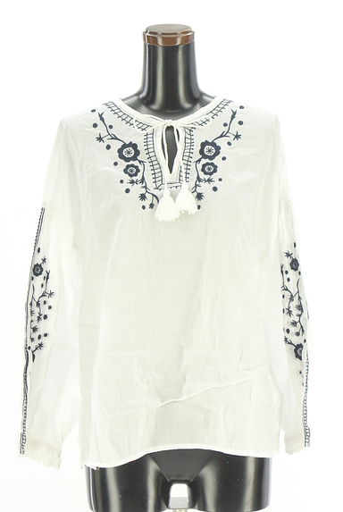 Samansa Mos2（サマンサモスモス）の古着「エンブロイダリーカットソー（カットソー・プルオーバー）」大画像１へ