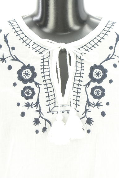 Samansa Mos2（サマンサモスモス）の古着「エンブロイダリーカットソー（カットソー・プルオーバー）」大画像４へ