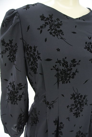 KarL Park Lane（カールパークレーン）の古着「フロッキー花柄ワンピース（ワンピース・チュニック）」大画像４へ