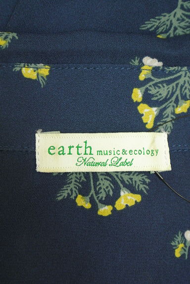 earth music&ecology（アースミュージック＆エコロジー）の古着「9分袖小花柄スキッパーロングワンピース（ワンピース・チュニック）」大画像６へ