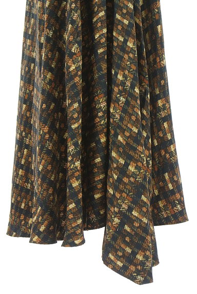 クリックで大画像表示 Rouge vif La cle(ルージュヴィフラクレ)の古着「Rouge vif アシメミモレスカート(ロングスカート・マキシスカート)」大画像5へ