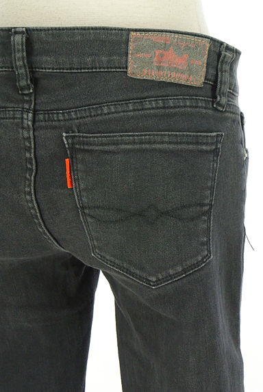 クリックで大画像表示 Ungrid(アングリッド)の古着「ヴィンテージ風フリンジスキニーデニム(デニムパンツ)」大画像4へ