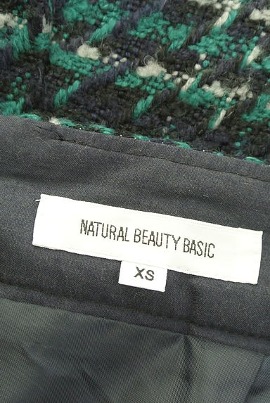 クリックで大画像表示 NATURAL BEAUTY BASIC(ナチュラルビューティベーシック)の古着「ミディ丈チェック柄ウール混スカート(ロングスカート・マキシスカート)」大画像6へ
