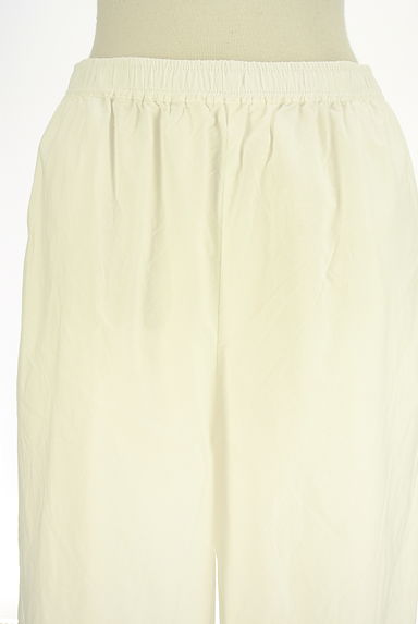 クリックで大画像表示 Samansa Mos2(サマンサモスモス)の古着「刺繍入りコクーンパンツ(パンツ)」大画像4へ