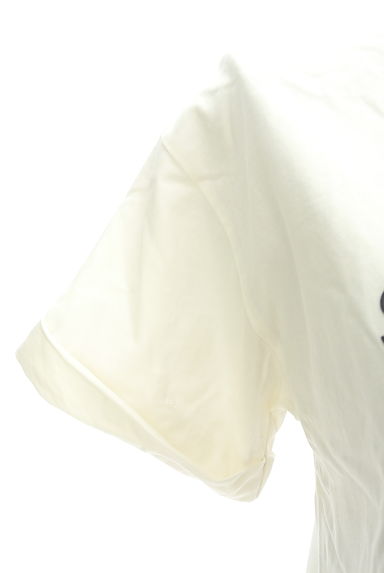 クリックで大画像表示 rienda(リエンダ)の古着「立体ロゴTシャツ(Tシャツ)」大画像5へ