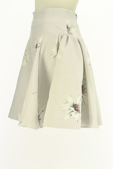 Snidel（スナイデル）の古着「マーガレット柄フレアミニスカート（ミニスカート）」大画像３へ