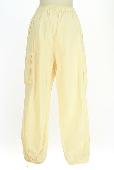 クリックで大画像表示 Kastane(カスタネ)の古着「裾ゴムパラシュートパンツ(パンツ)」大画像2へ