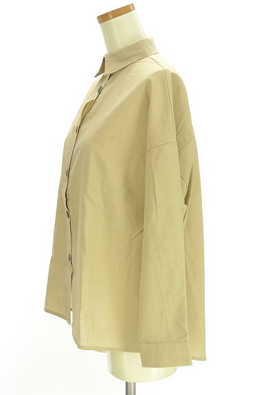 クリックで大画像表示 AZUL BY MOUSSY(アズールバイマウジー)の古着「リネン混ドロップショルダーシャツ(ブラウス)」大画像3へ