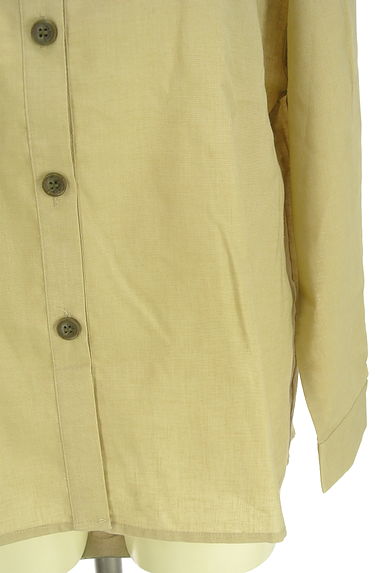 クリックで大画像表示 AZUL BY MOUSSY(アズールバイマウジー)の古着「リネン混ドロップショルダーシャツ(ブラウス)」大画像5へ