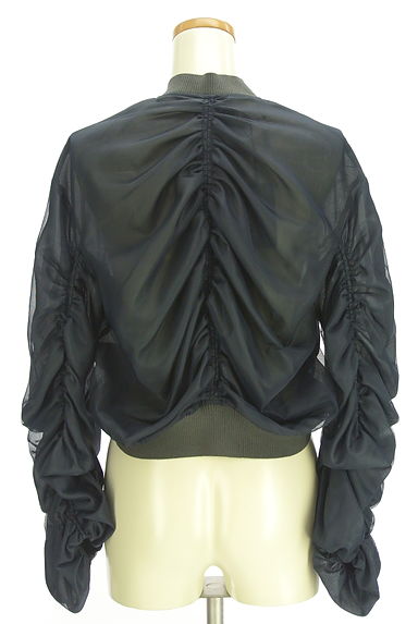 AULA AILA（アウラアイラ）の古着「チュールスリーブギャザーブルゾン（ブルゾン・スタジャン）」大画像２へ