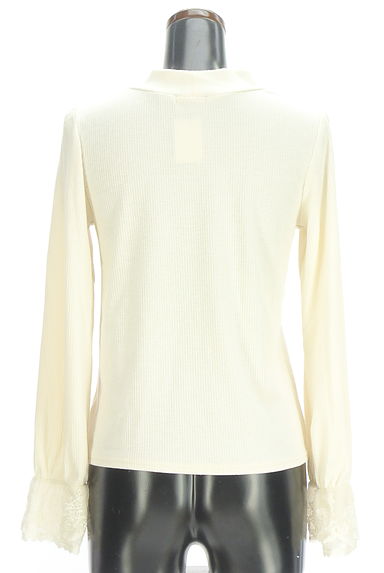 axes femme（アクシーズファム）の古着「袖チュールレースモックネックリブカットソー（カットソー・プルオーバー）」大画像２へ