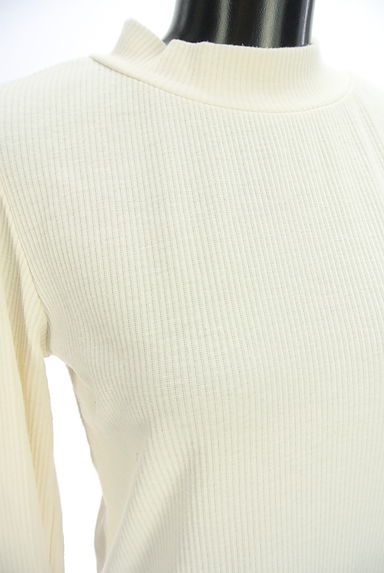 axes femme（アクシーズファム）の古着「袖チュールレースモックネックリブカットソー（カットソー・プルオーバー）」大画像４へ