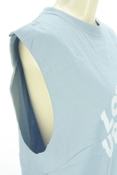 クリックで大画像表示 Kastane(カスタネ)の古着「WHIMSIC ノースリプリントTシャツ(Tシャツ)」大画像5へ