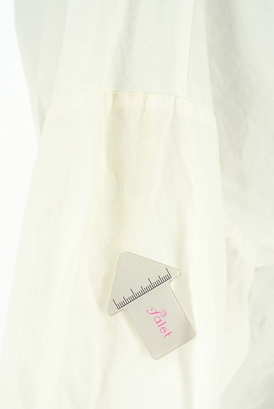 クリックで大画像表示 axes femme(アクシーズファム)の古着「バックレースアップ5分袖シャツチュニック(ブラウス)」大画像5へ