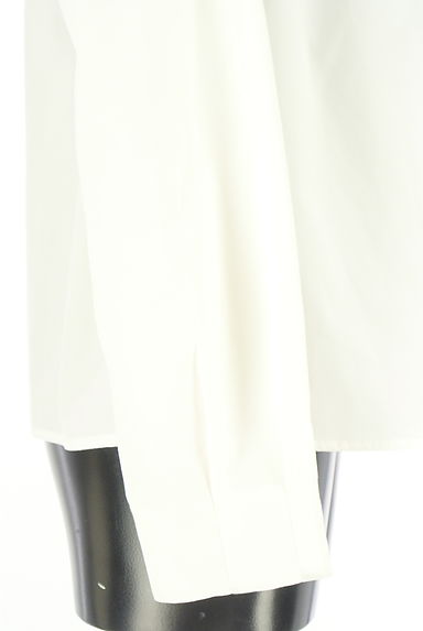 OPAQUE.CLIP（オペークドットクリップ）の古着「一粒パールボタンバンドカラーブラウス（カットソー・プルオーバー）」大画像５へ