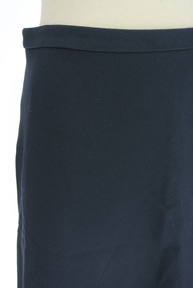 クリックで大画像表示 QUEENS COURT(クイーンズコート)の古着「膝上丈フレアスカート(スカート)」大画像4へ