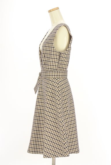 クリックで大画像表示 PROPORTION BODY DRESSING(プロポーションボディドレッシング)の古着「2WAYベルト付き膝丈チェックワンピース(キャミワンピース)」大画像3へ