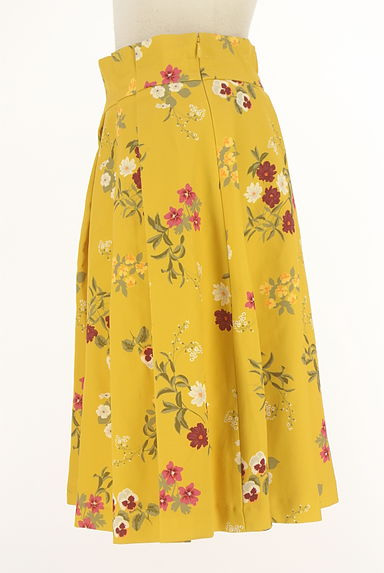 Couture Brooch（クチュールブローチ）の古着「花柄フレアスカート（スカート）」大画像３へ