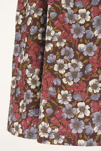 Couture Brooch（クチュールブローチ）の古着「ミディ丈花柄フレアスカート（スカート）」大画像５へ