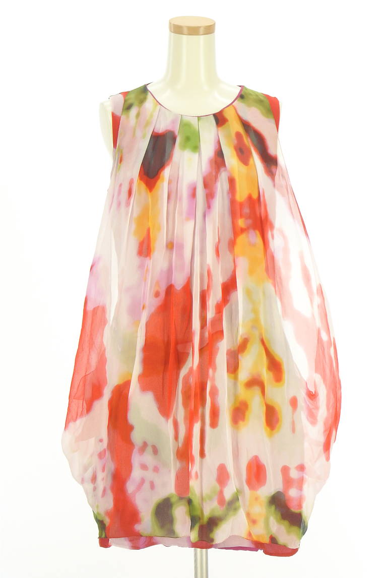 VIVIENNE TAM（ヴィヴィアンタム）の古着「商品番号：PR10339300」-大画像1